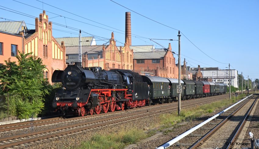 03 2155 mit BEF-Museumszug am 15.09.2024 in Wildau auf dem Weg nach Lübbenau